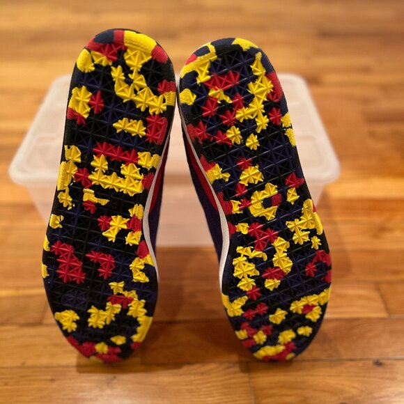 Puma High-top Red Suede with Navy Blue sneakers, Size 13 US - Picture 5 of 6